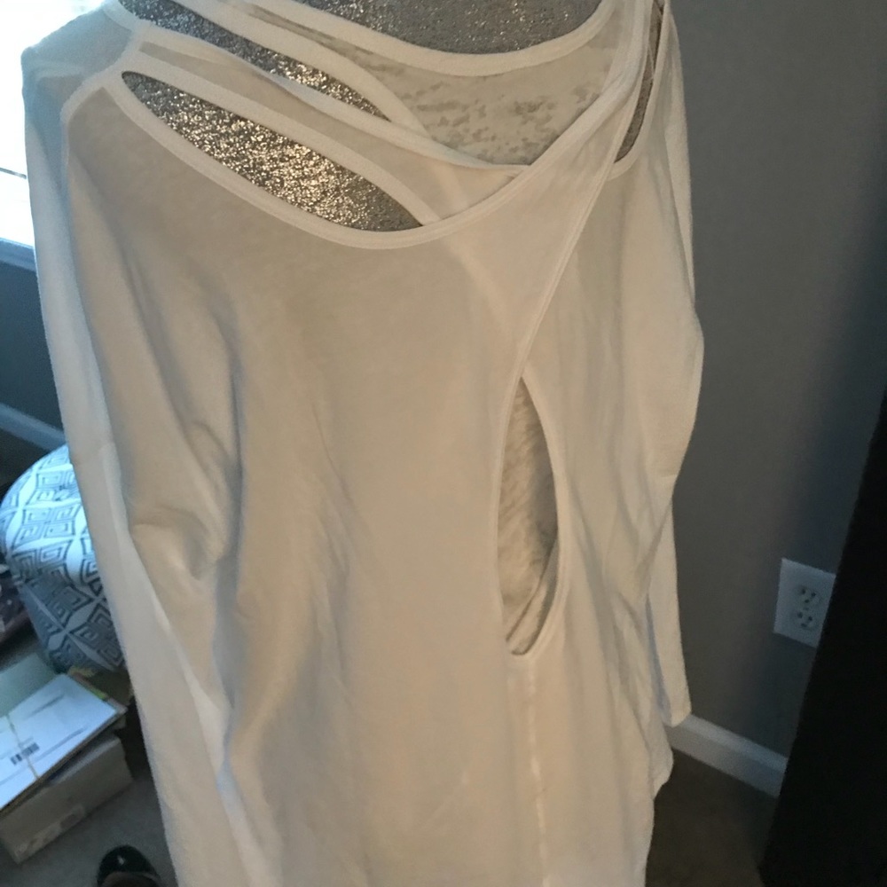 NWT Lululemon long sleeve white Yoga shirt